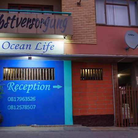 Oceanlife Guesthouse And Restaurant Luederitz Экстерьер фото