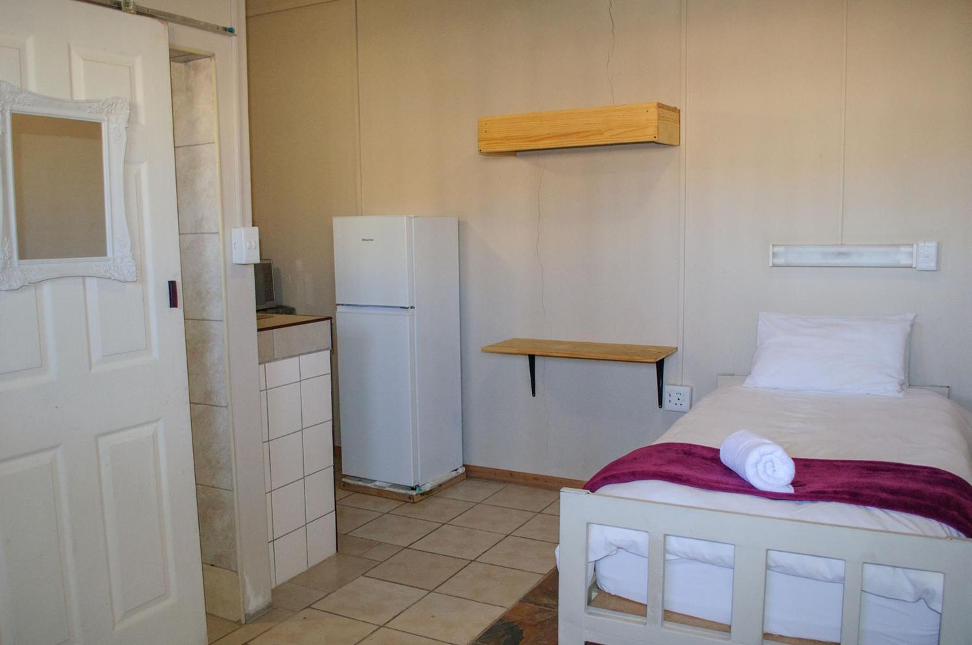 Oceanlife Guesthouse And Restaurant Luederitz Экстерьер фото