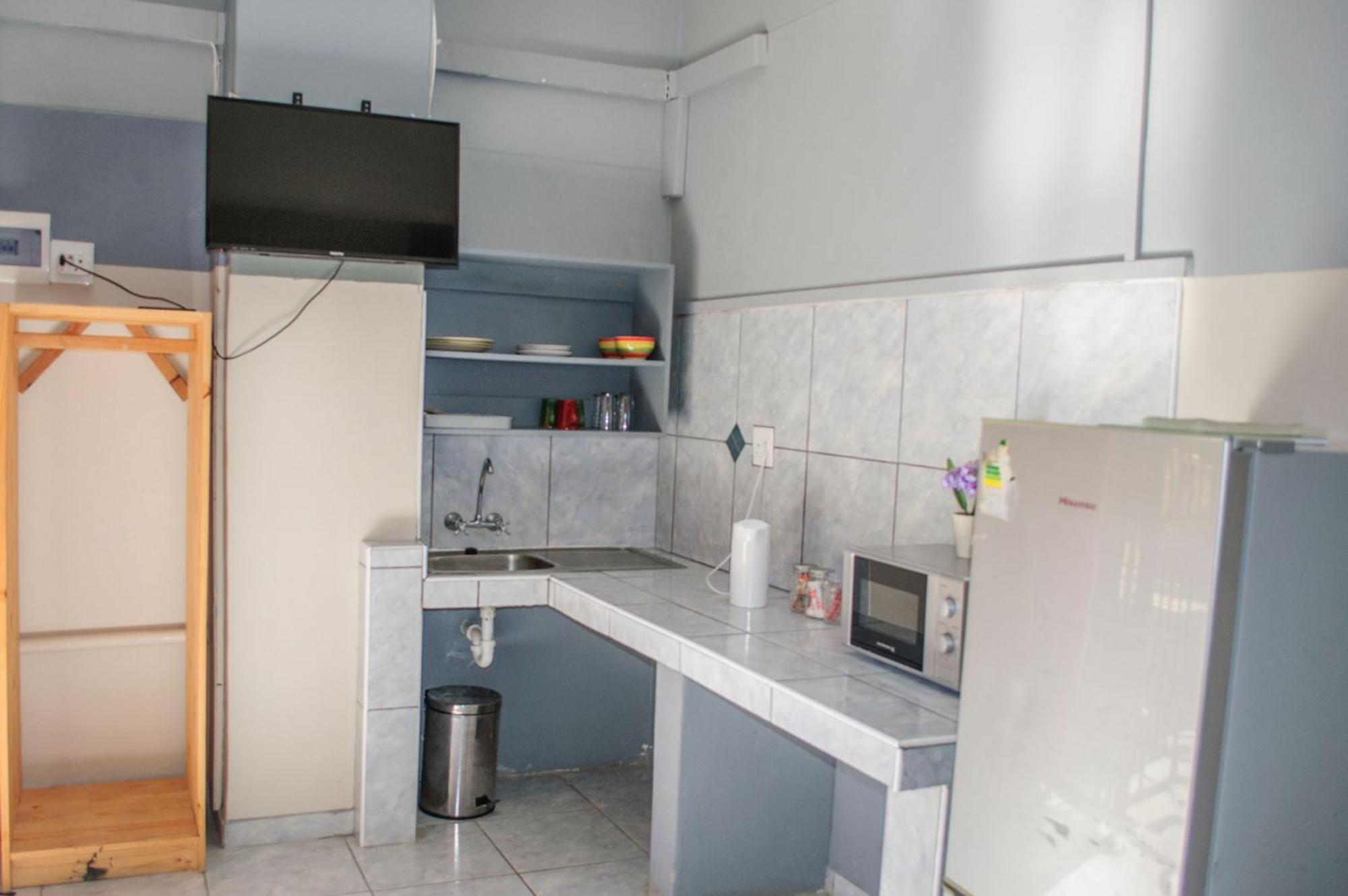 Oceanlife Guesthouse And Restaurant Luederitz Экстерьер фото