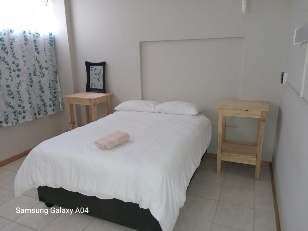 Oceanlife Guesthouse And Restaurant Luederitz Экстерьер фото